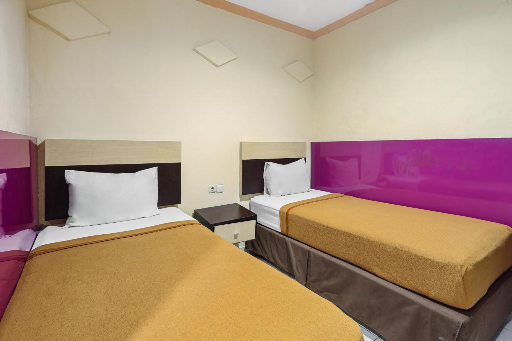Collection O 93163 Hotel Grand Kartika Parepare Kültér fotó