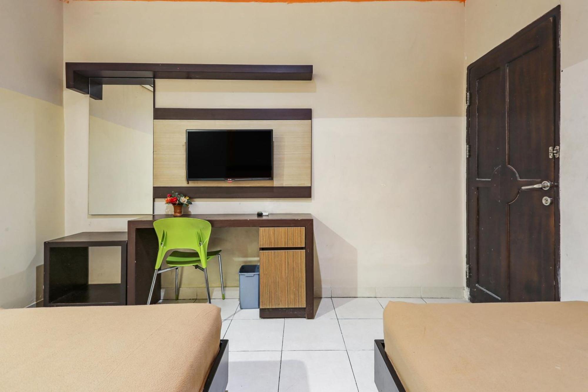 Collection O 93163 Hotel Grand Kartika Parepare Kültér fotó